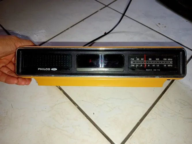 Rádio relógio digital