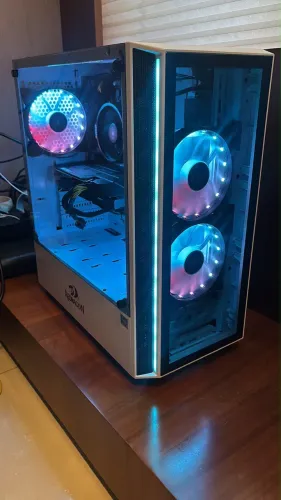 PC Gamer - Ryzen 5 3600 - RTX 2060 - 16GB RAM