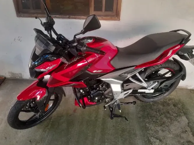 VENDO MOTO BAJAJ N150 QUASE ZERO APENAS 199 KM RODADOS.