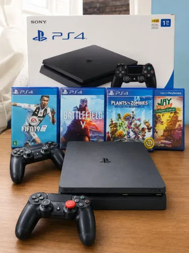 ? PS4 Slim 1TB + 2 Controles + 4 Jogos + Suportes - Impecável