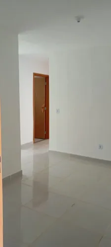 Alugo apartamento de 2 quartos em condomínio fechado
