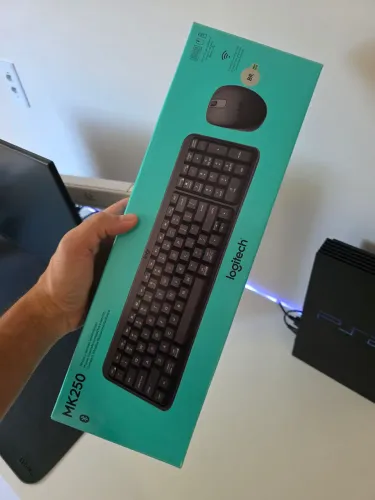 Teclado e Mouse Logitech MK250 Bluetooth - Novo/Excelente Estado