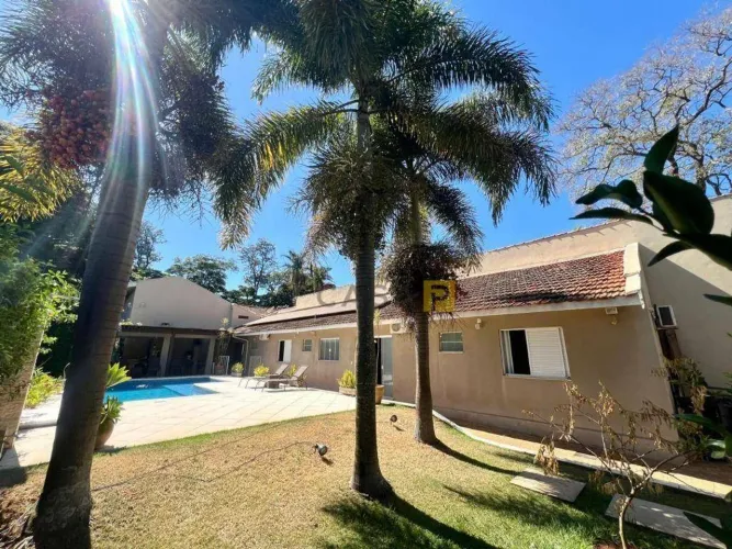 Casa com 6 dormitórios à venda, 450 m² por R$ 2.500.000,00 - Condomínio Fazenda de Cillo -