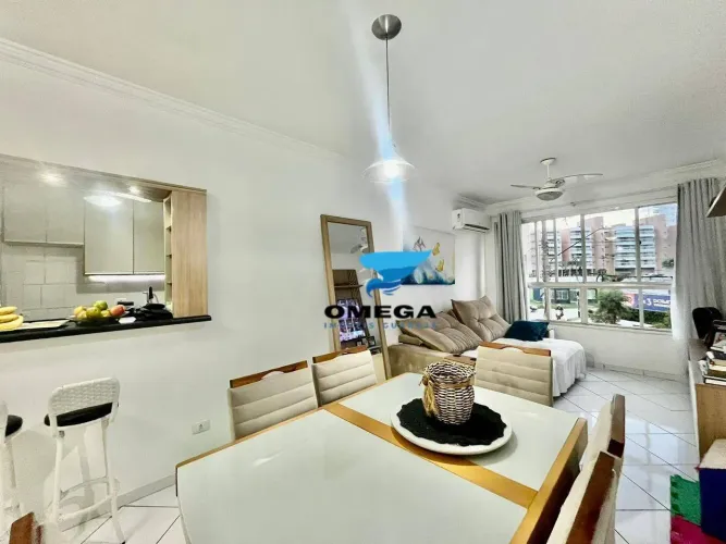 Apartamento à venda na praia da Enseada em Guarujá | Omega Imóveis