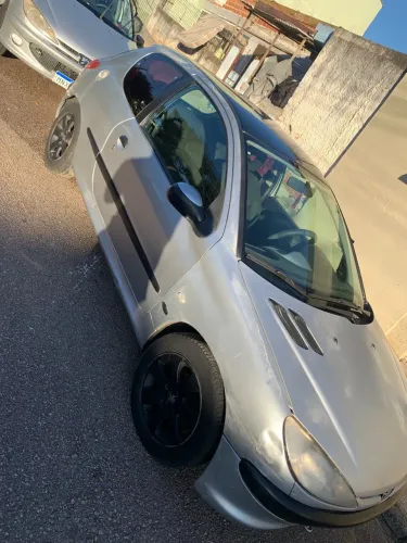 Peugeot 206 Selection/ Sensation 1.0 16V 3P 2002