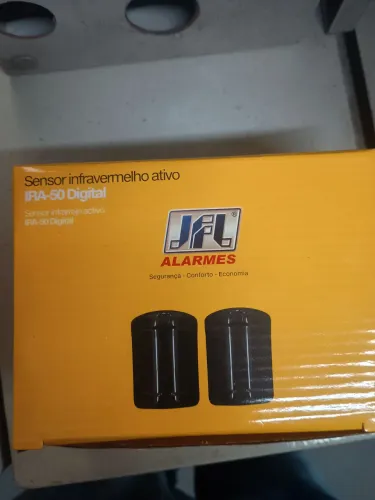 Sensor infravermelho ativo