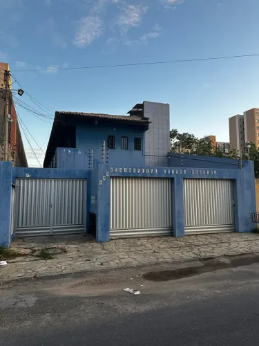 Aluguel condomínio na Coroa do meio