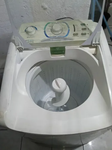 Máquina de lavar roupa Eletrolux R$400