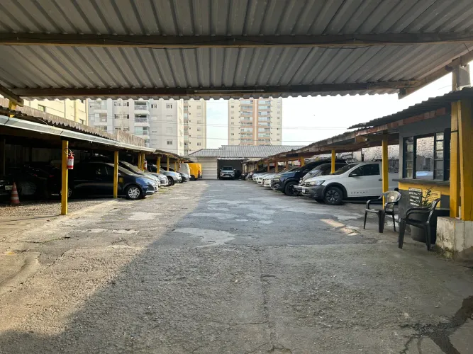 Estacionamento lava rapido Mooca