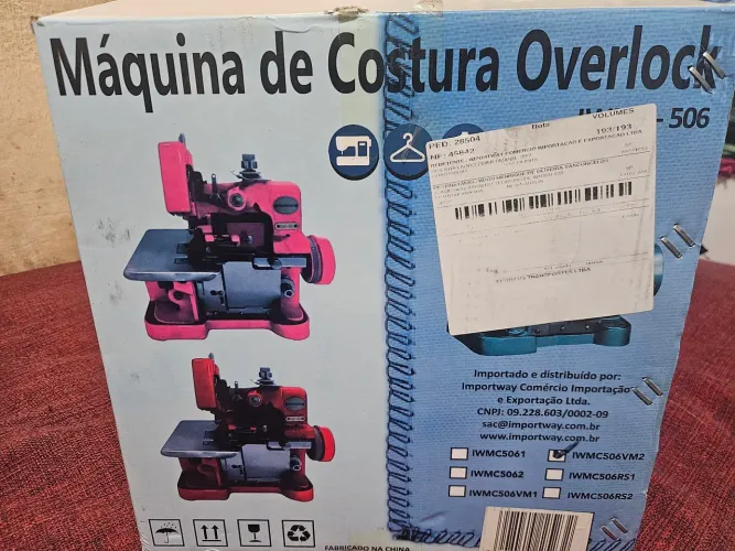 Máquina Overloque Semi industrial