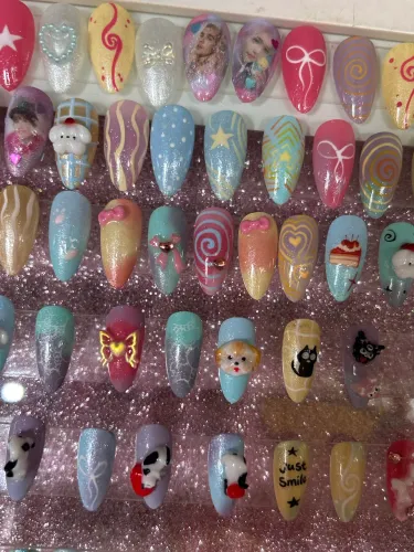 Unhas postiças press on nails