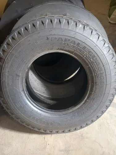 Pneus Goodyear aro 16 10 lonas (NOVOS)