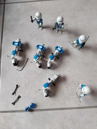 PLAYMOBIL POLICIA E MOTOS