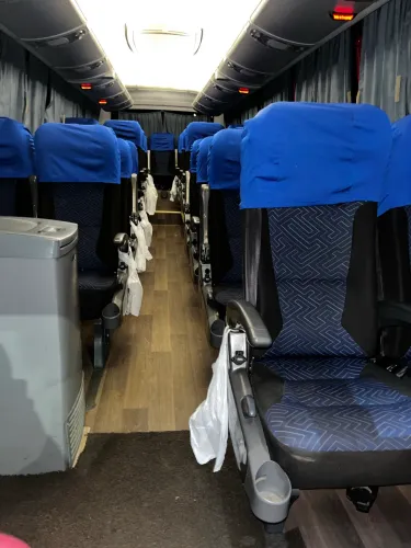  FRETES E FRETAMENTO PARA VIAGENS E EXCURSÕES  