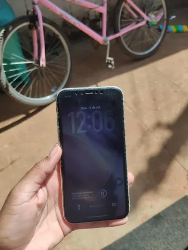 iPhone 11