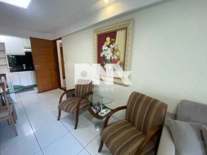 Apartamento 2 quartos, mobiliado, pronto para morar ou rentabilizar, 500m do mar.