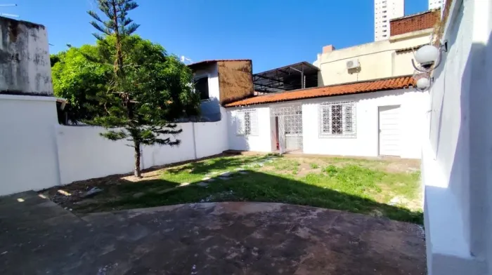 Casa com 3 dormitórios para alugar, 154 m² por R$ 5.529,37/mês - Dionisio Torres - Fortale
