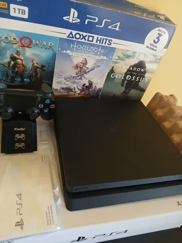 PlayStation4 slim 