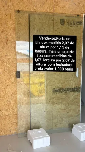 Porta de blindex 