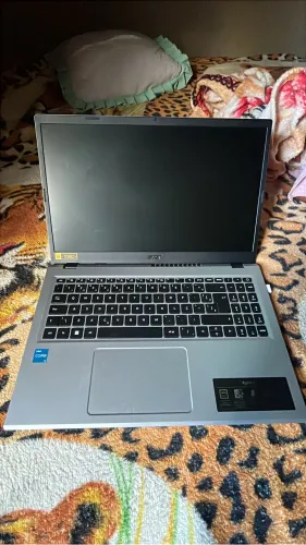 Vendo notebook acer 15 aspire 3