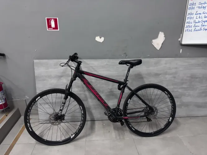 Bicicleta 28 Marchas Acessórios Shimano Ótimo Estado