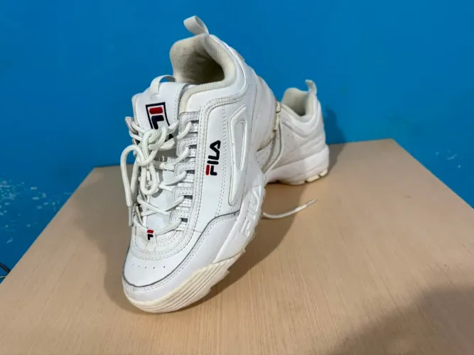 Tênis Fila 38