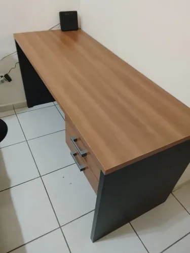 Vendo mesa de escritório 