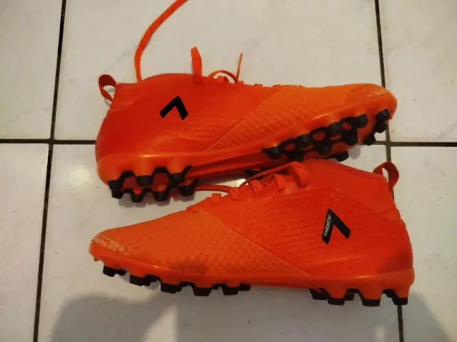 Chuteira Adidas original