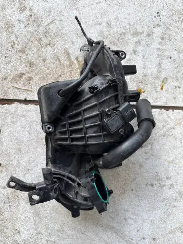 Coletor de admissão hb20 1.0 turbo