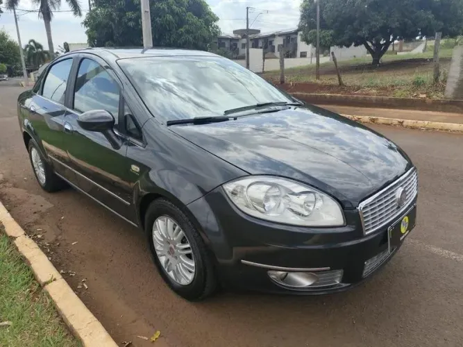Fiat Linea 1.9/ HLX 1.9/1.8 Flex Dualogic 4P 2011