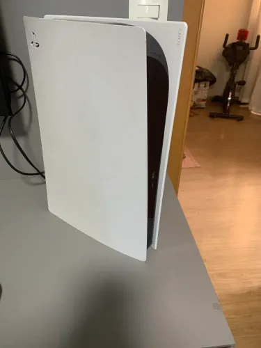 Vendo ps5 barato vai com 2 manete