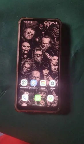 Celular moto E 13