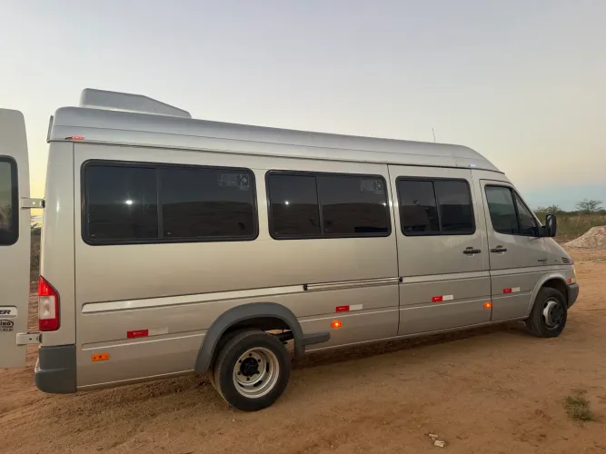 Mercedes-Benz Sprinter 413 Van Luxo 2.2 16 E 20L Dies 2009