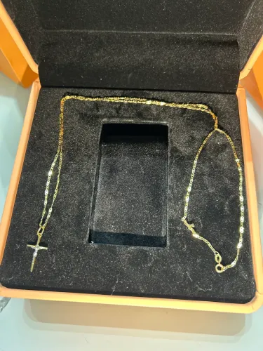 Cordão em ouro