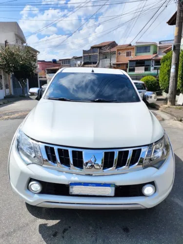 Mitsubishi L200 Triton Sport HPE-S 2.4 CD Dies. AUT 2019