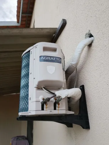 Ar condicionado agratto.