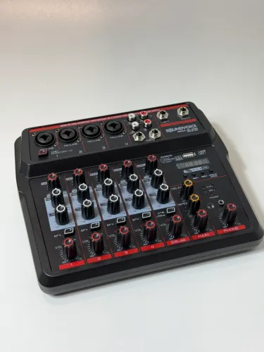 Mesa de Som - Soundvoice MC6 BT