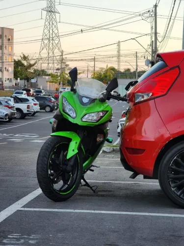 Kawasaki ninja 300 2015