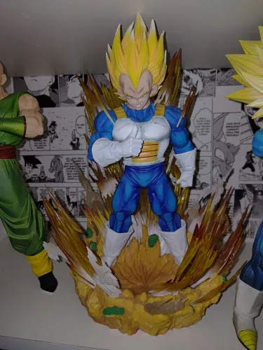 Action figure Dragon Ball Z Super vegeta