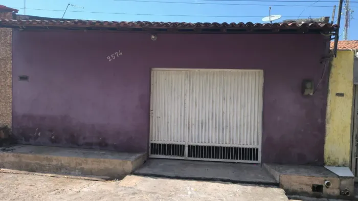 Vendo casa no bairro Santo Antônio