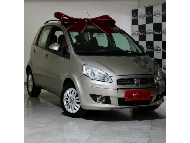 Fiat Idea Attractive 1.4 Fire Flex 8V 5P 2012