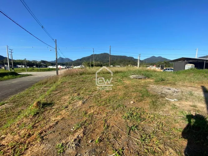 Lote com 333m² no Loteamento Verde Vale em Schroeder, SC