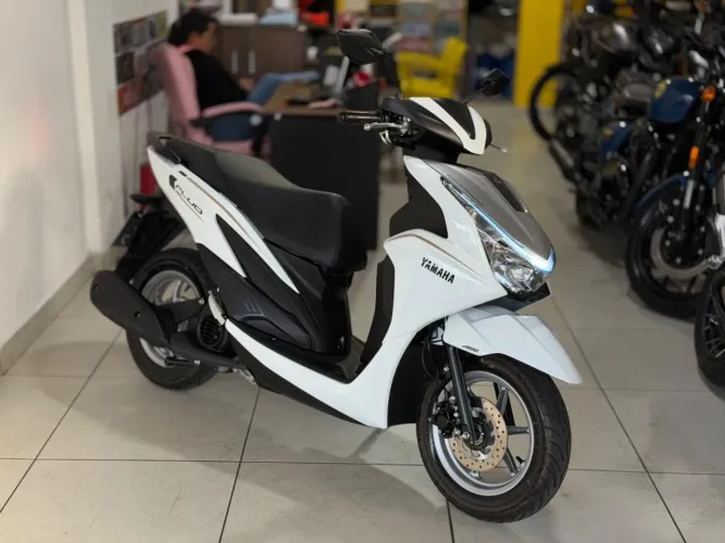 YAMAHA FLUO 125 HÍBRIDA 