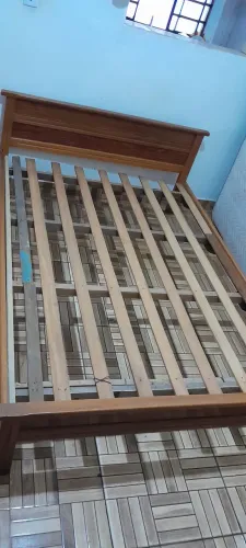 cama de madeira