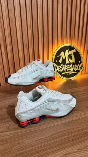 Nike shox r4