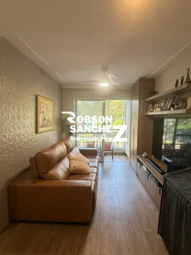 Casa a venda em condomínio fechado em Interlagos com 3 quartos, 1 suíte, 2 vagas, 96m², ar