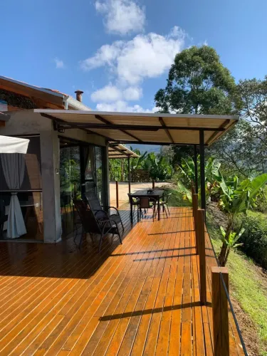 Casa mobiliada para aluguel em Gonçalves - MG