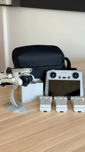 Drone Dji Mini 3 + Controle com tela - Seminovo  | Garantia |  Loja Física