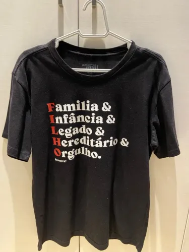 camisa Reserva ótima para usar no dia dos pais. USada apenas uma vez. tamanho 14