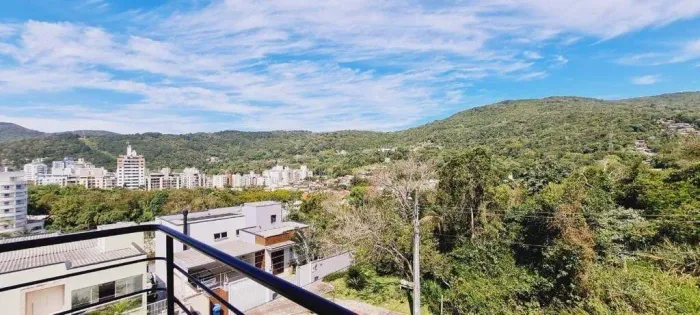 Casa à venda, 3 quartos, 3 suítes, 4 vagas, Corrego Grande - Florianópolis/SC